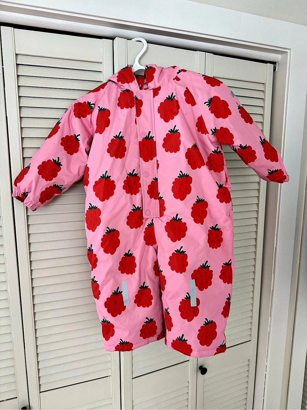 Tinycottons Strawberry Print Hooded One-Piece 4T- Like New